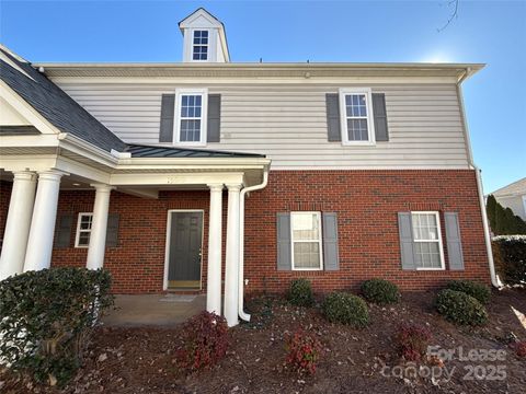 Photo of 15513 Goosefoot Street, Charlotte, NC 28277 (MLS # 4323152)
