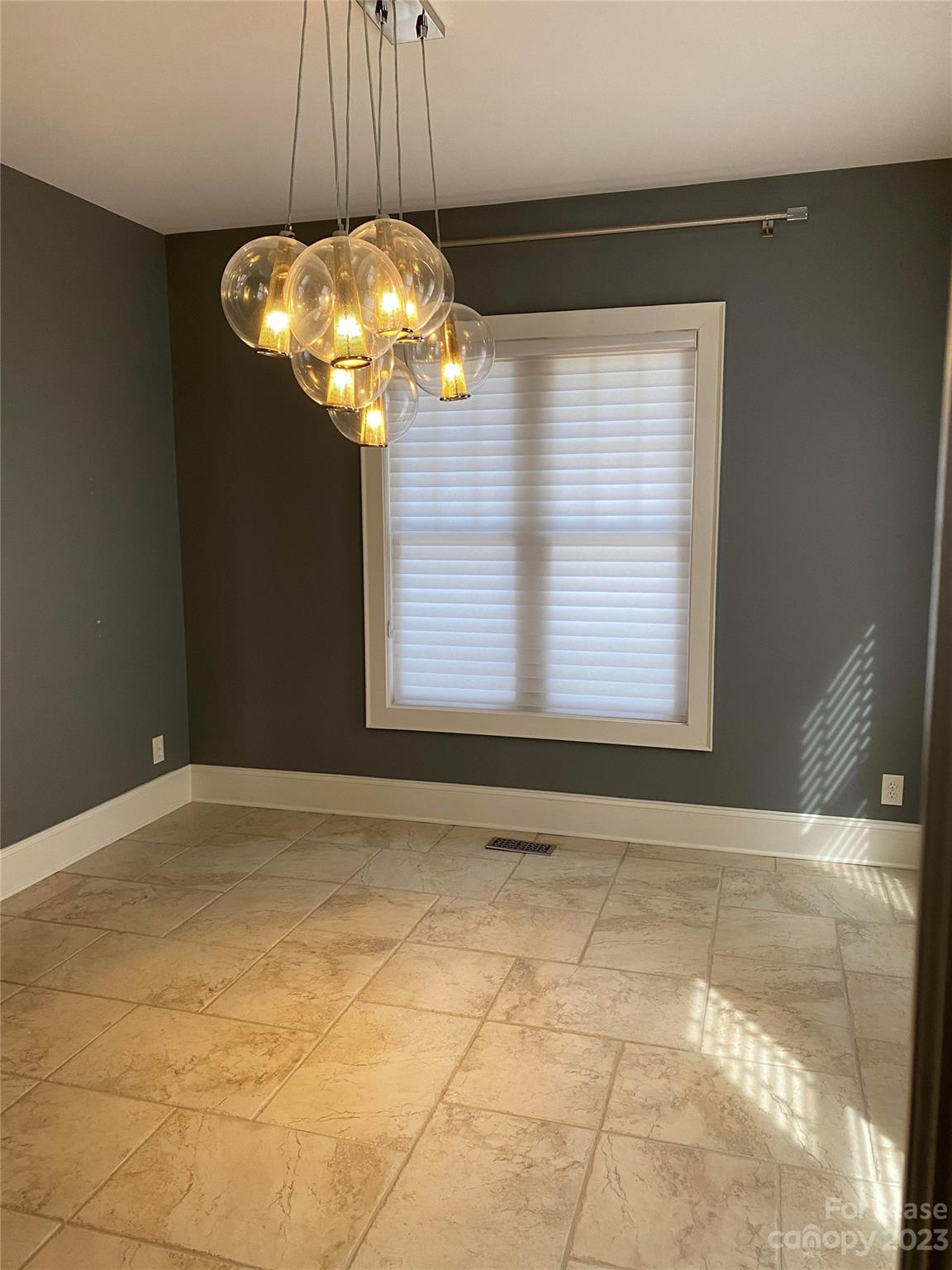 Chantilly - Residential Lease