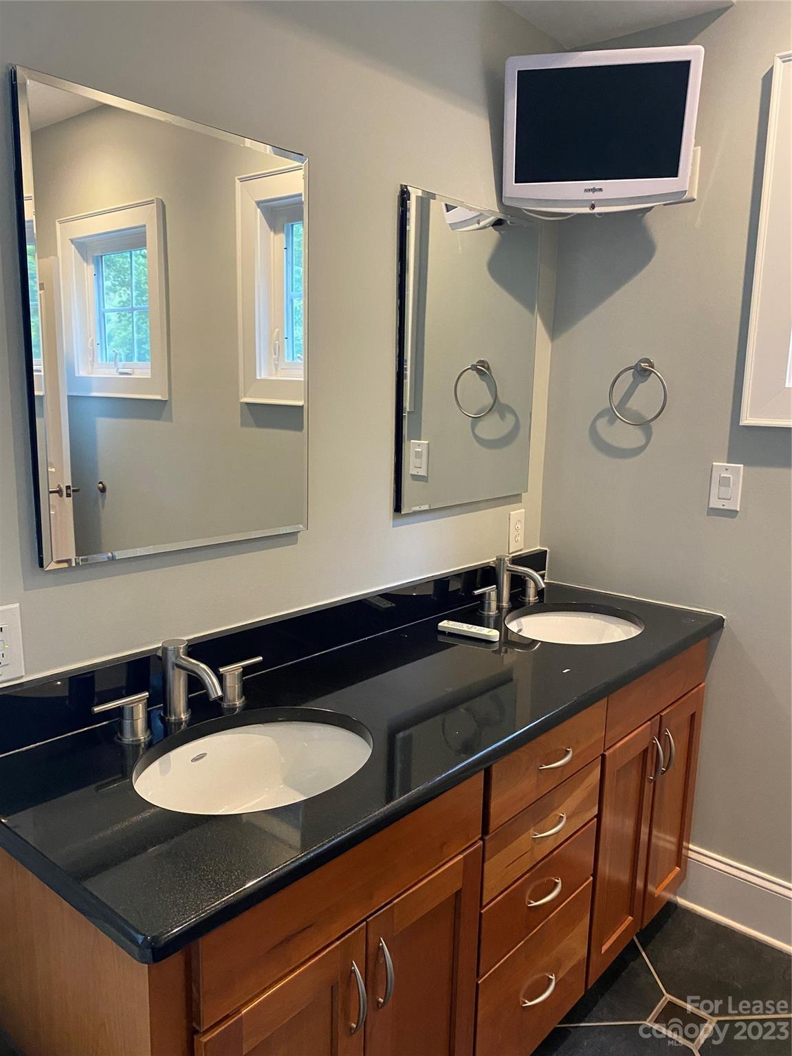 Chantilly - Residential Lease