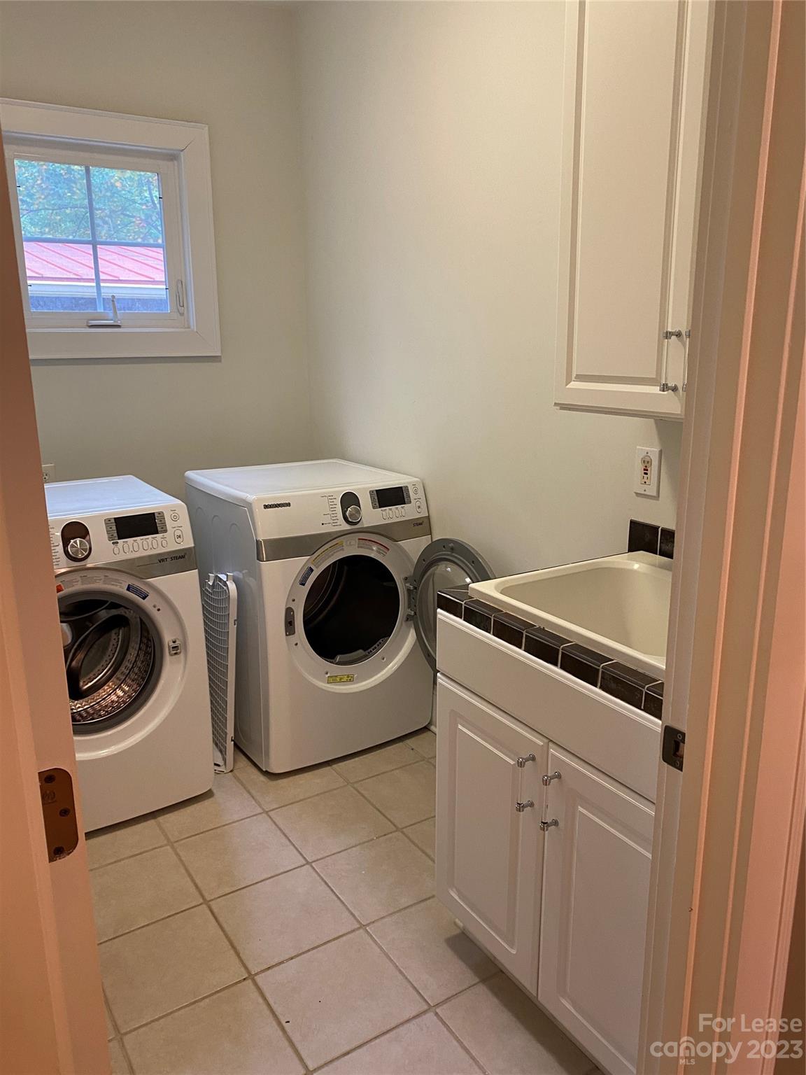 Chantilly - Residential Lease