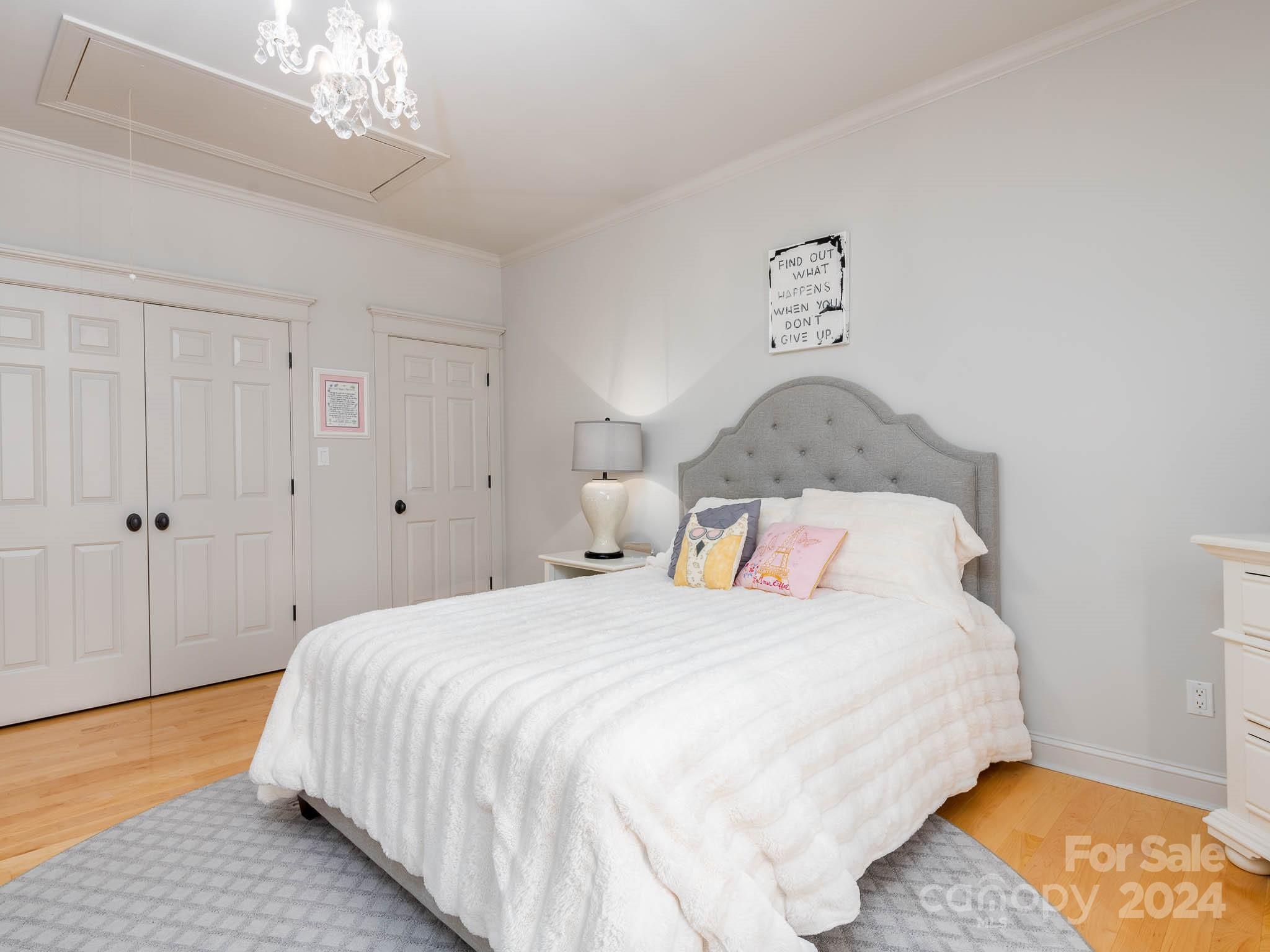 Lakepointe South - Residential