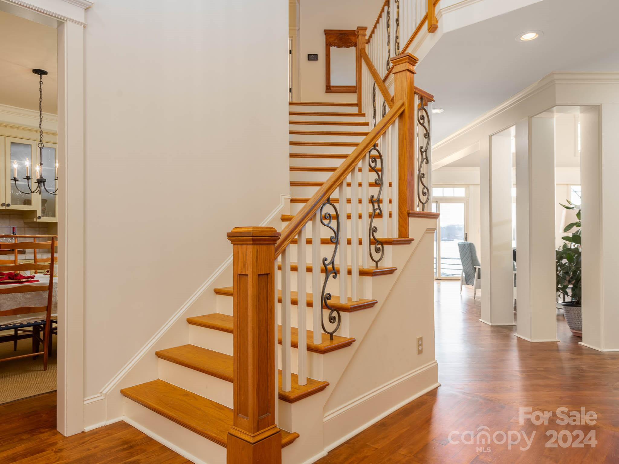 Lakepointe South - Residential