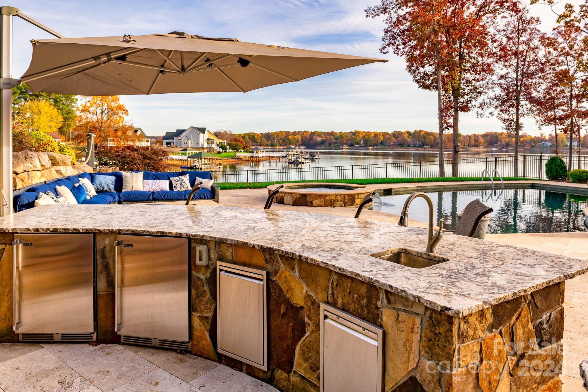 Lakepointe South - Residential