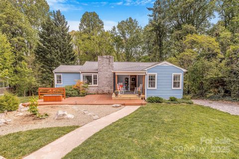 20 Lynnstone Court Asheville NC 28805