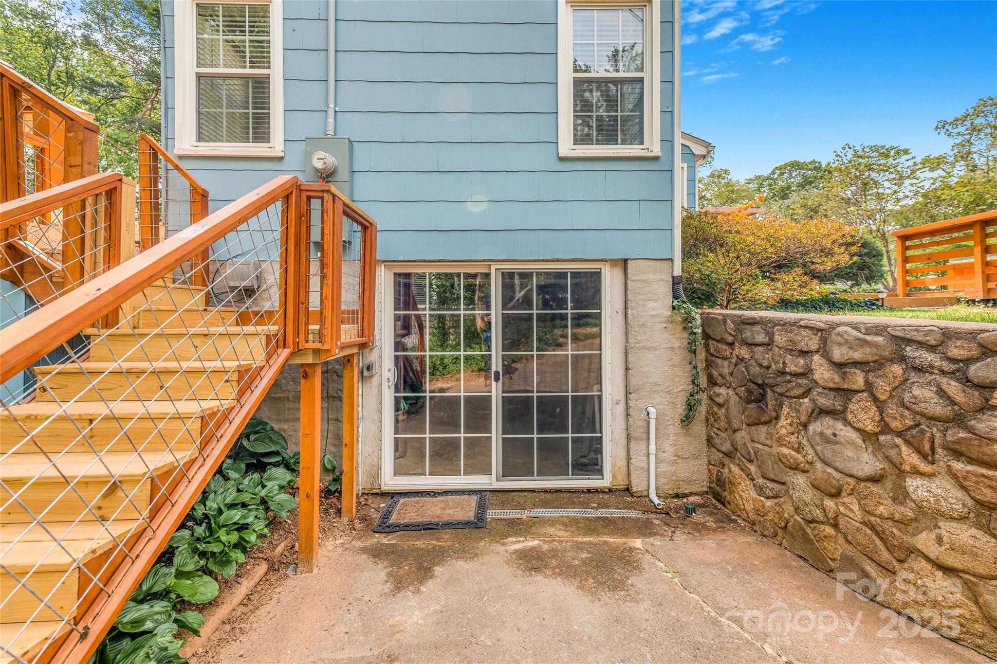 20 Lynnstone Court