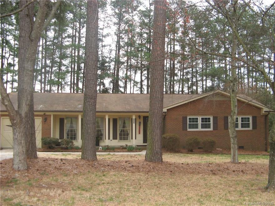 Nice brick ranch in a quiet neighborhood that is close to schools and shopping.  Fenced back yard and covered deck to enjoy this private location.