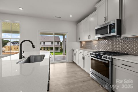 111 Nighthawk Trail Mooresville NC 28115