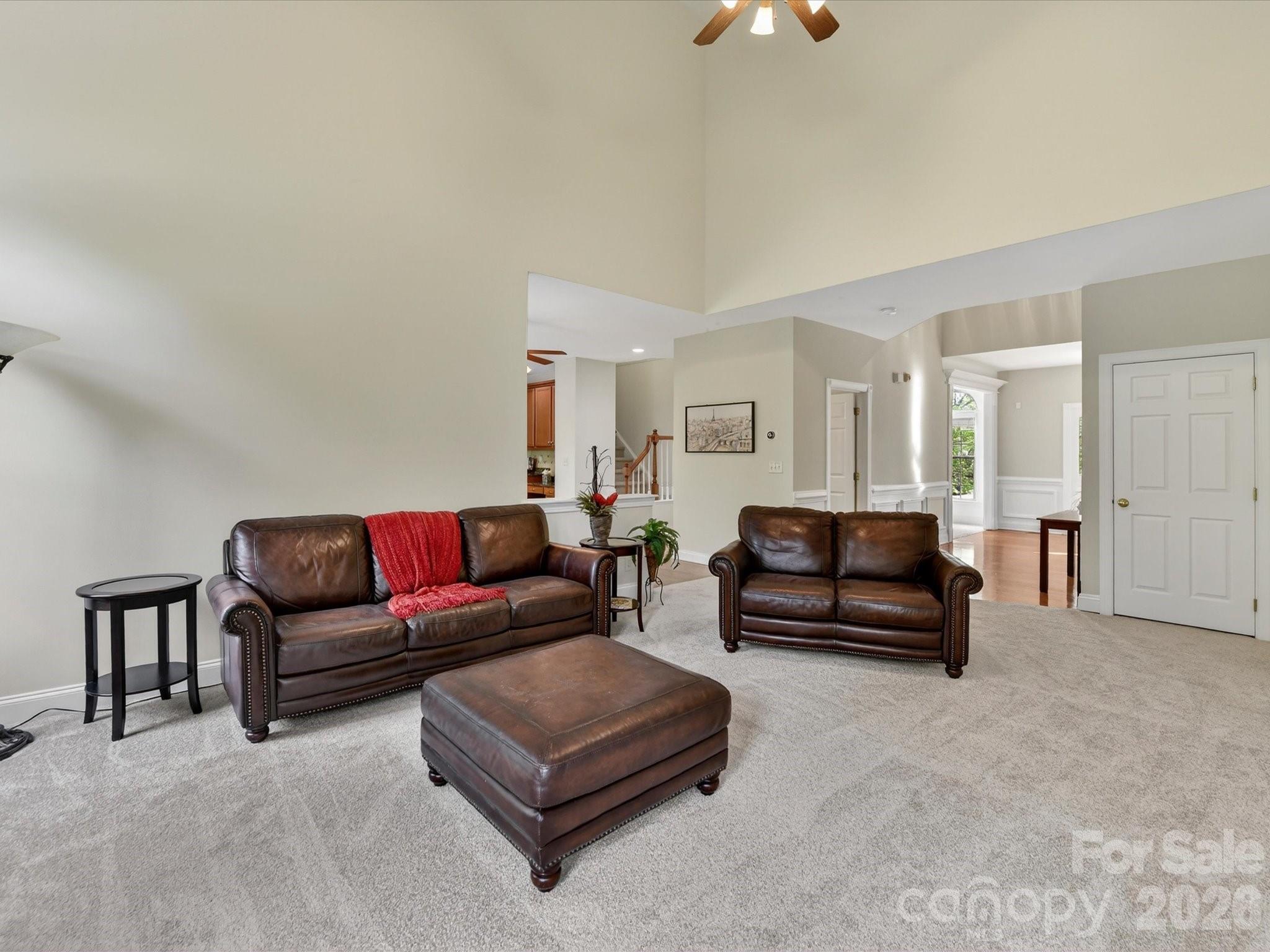 Country Club Estates - Residential