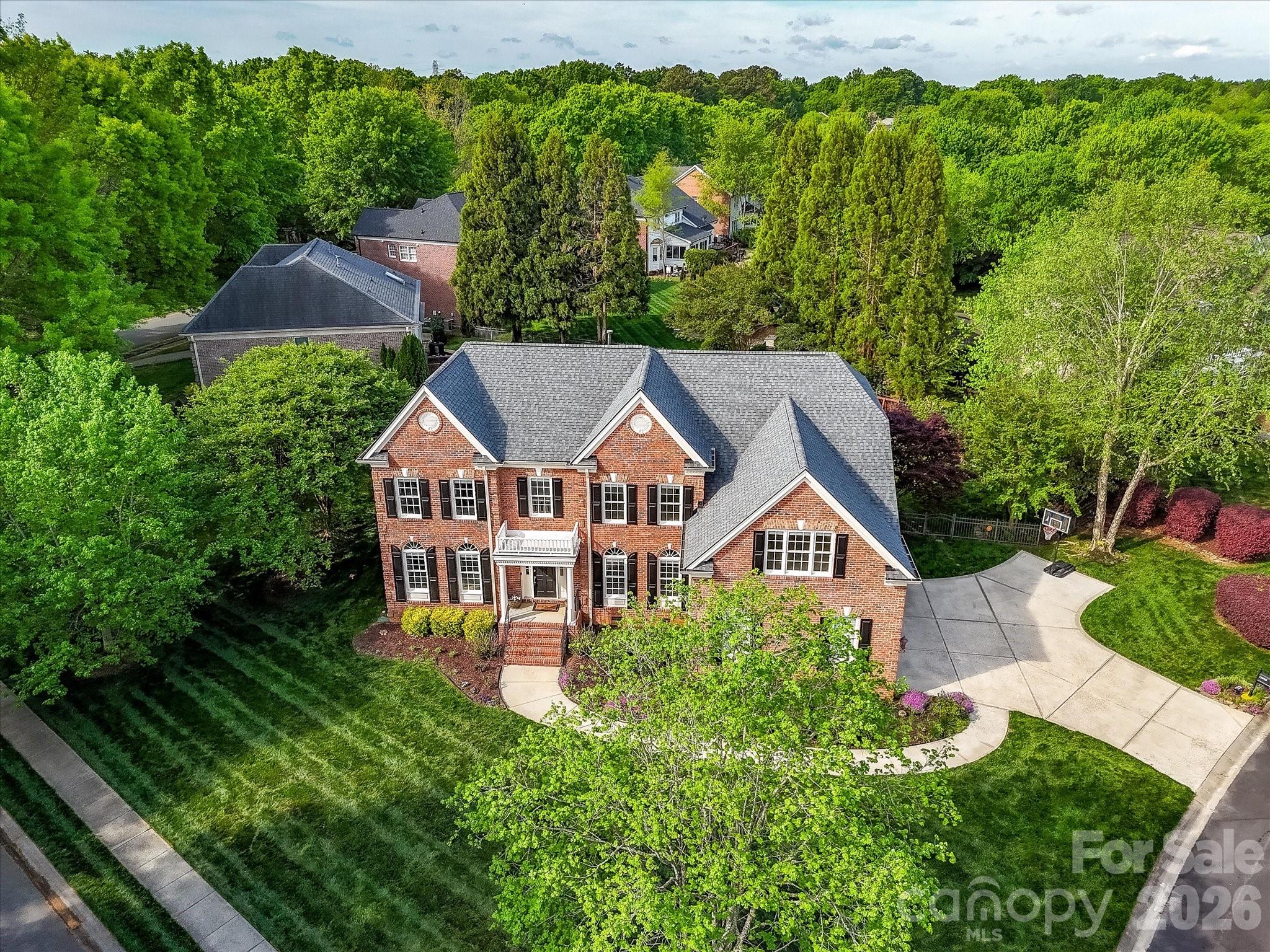 Country Club Estates - Residential