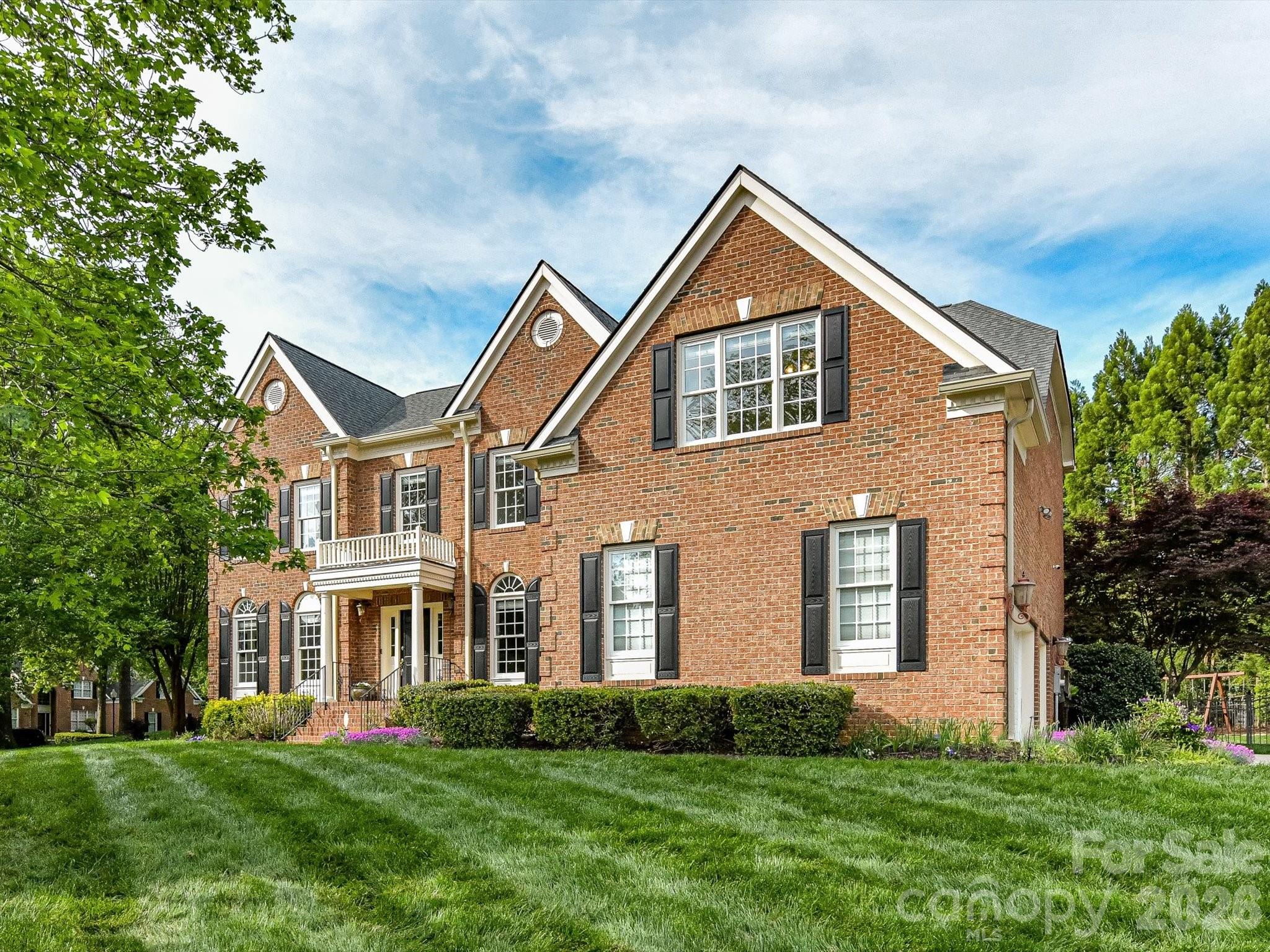 Country Club Estates - Residential