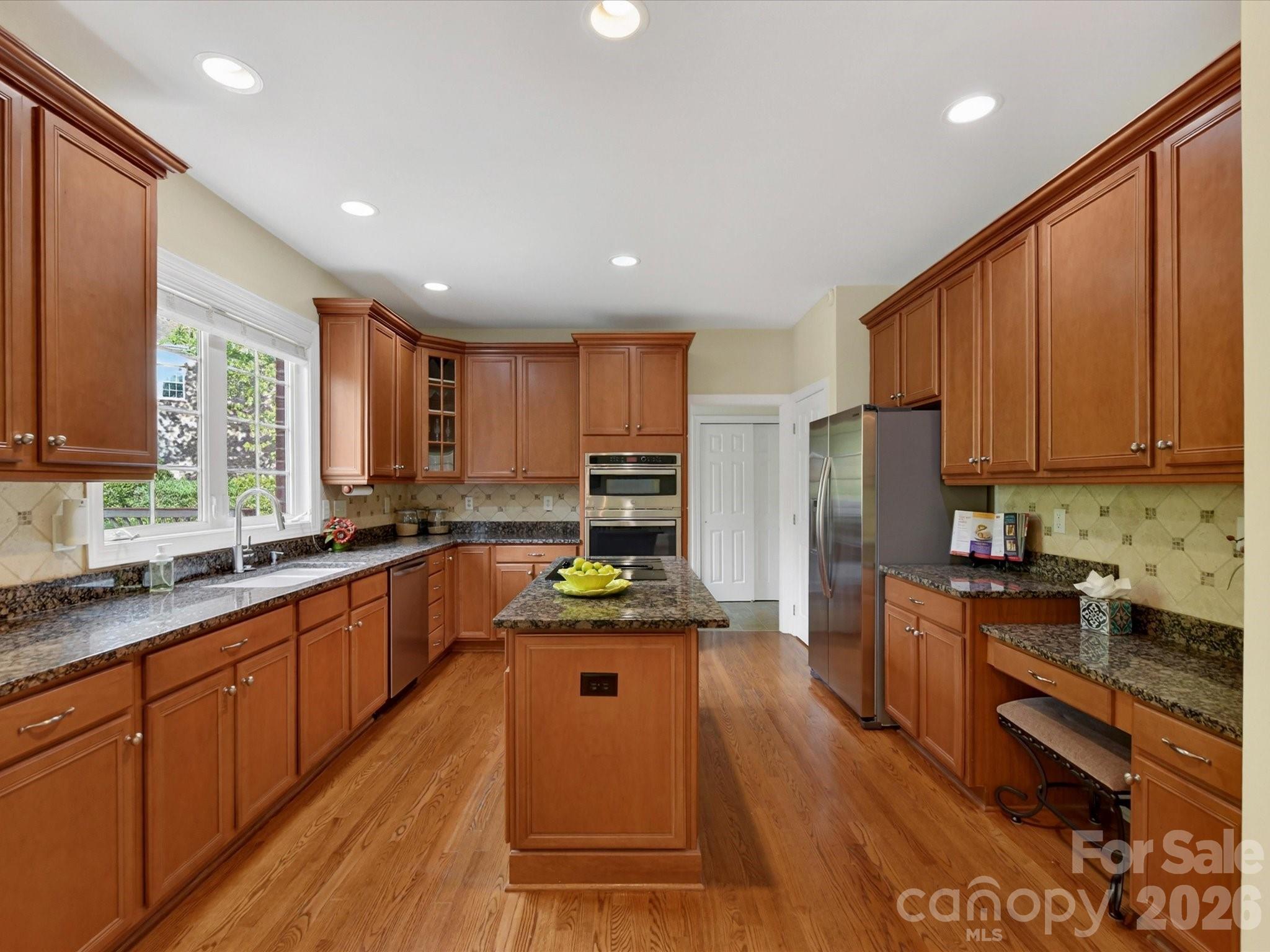 Country Club Estates - Residential