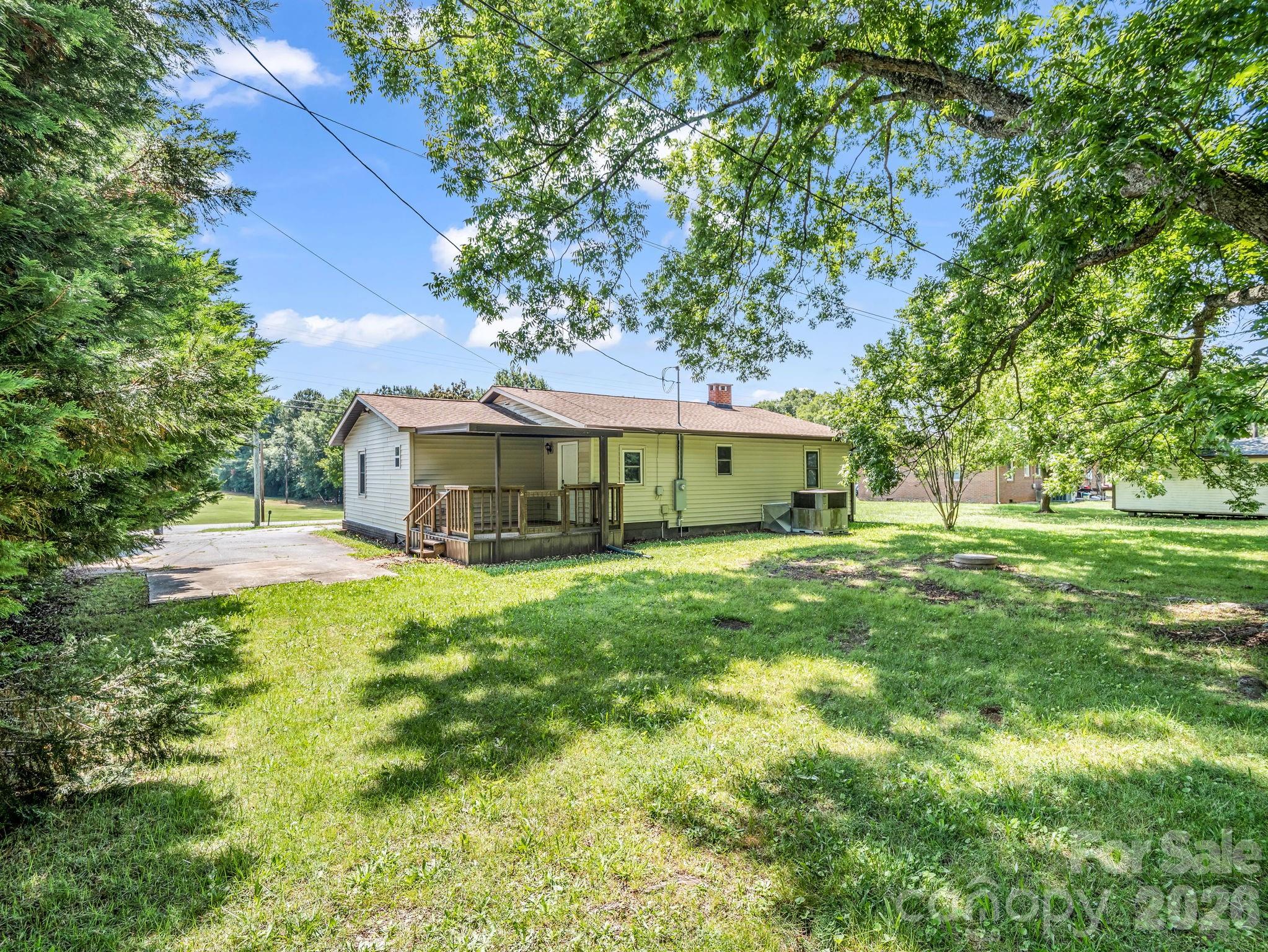 1758 Chase High Road