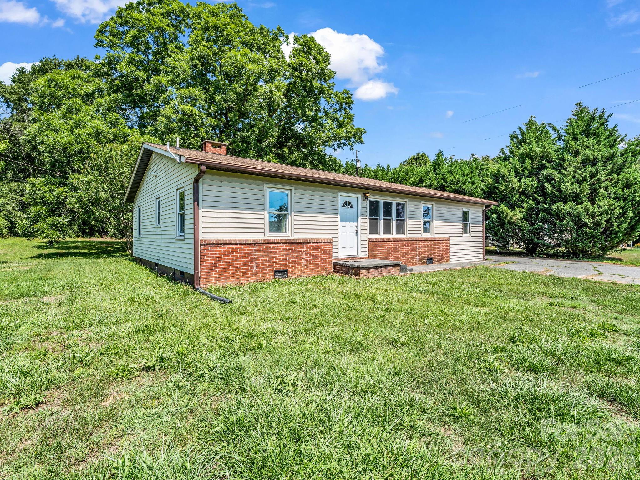 1758 Chase High Road
