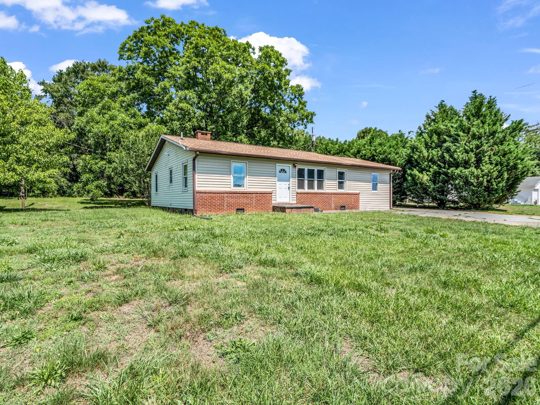 1758 Chase High Road