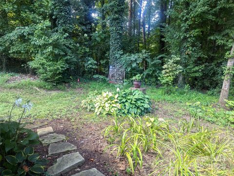 A home in Lenoir