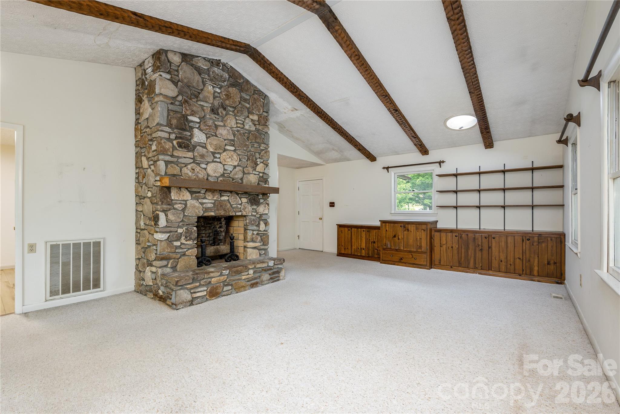 102 Valley Vista Drive