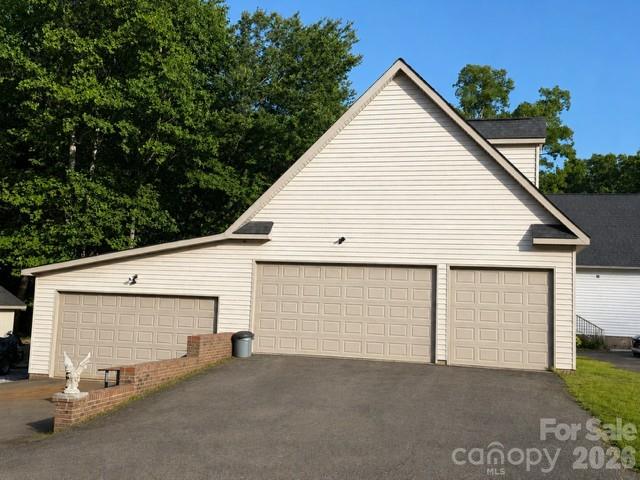 5865 Faith Road