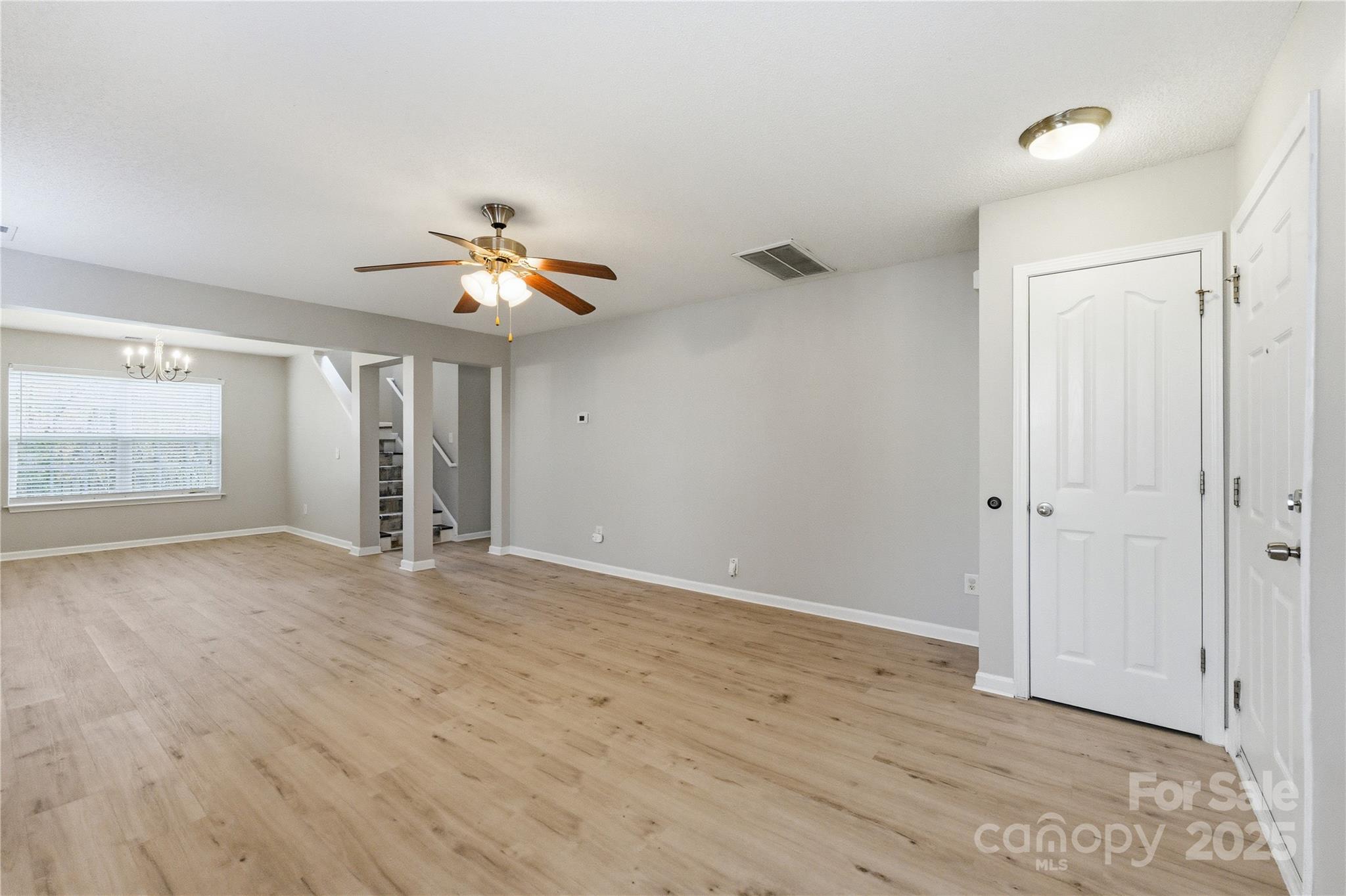 528 River View Drive