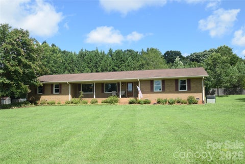 Photo of 15513 Thompson Road, Charlotte, NC 28227 (MLS # 4412227)