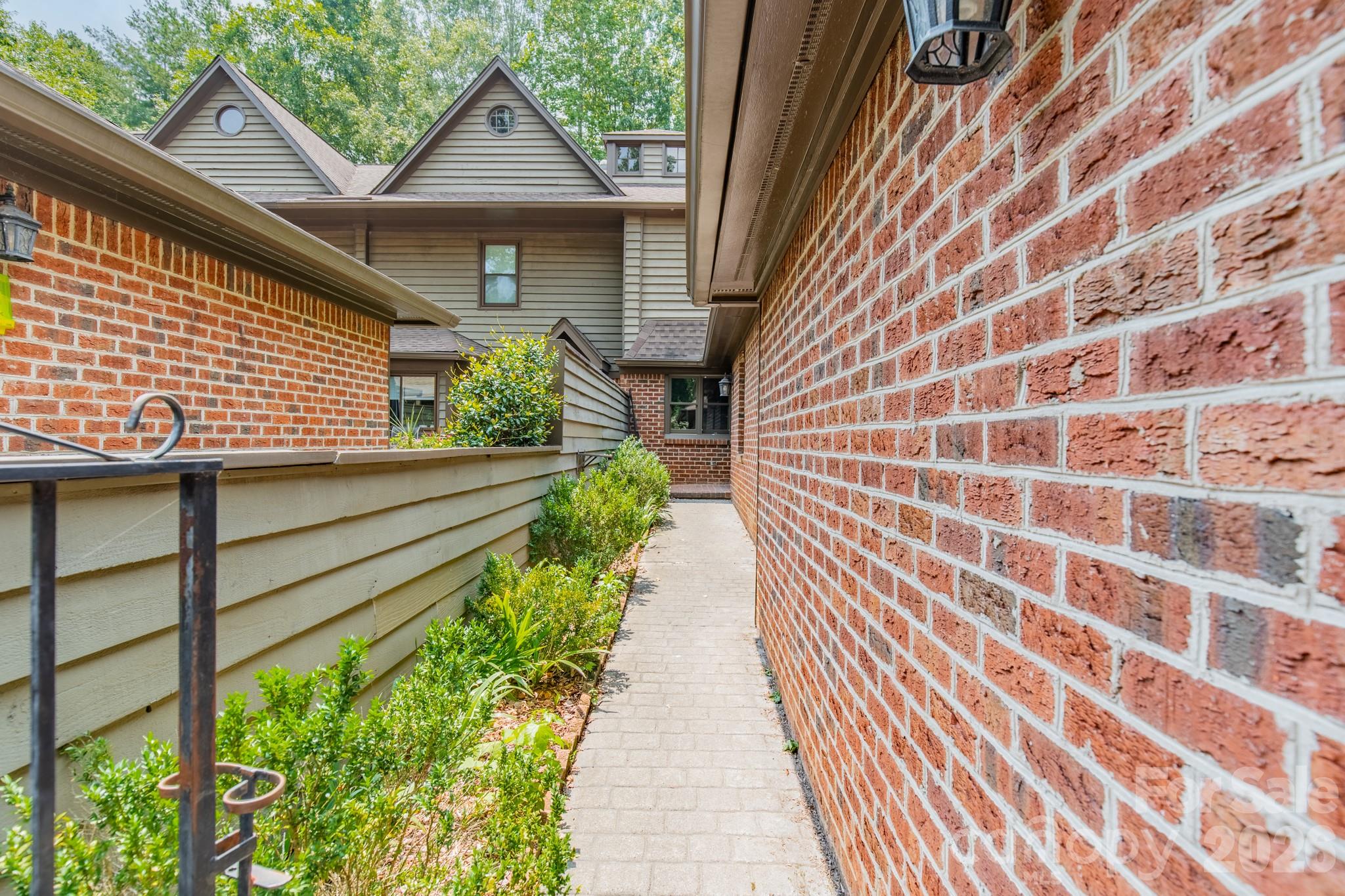 7426 Newmans Lane