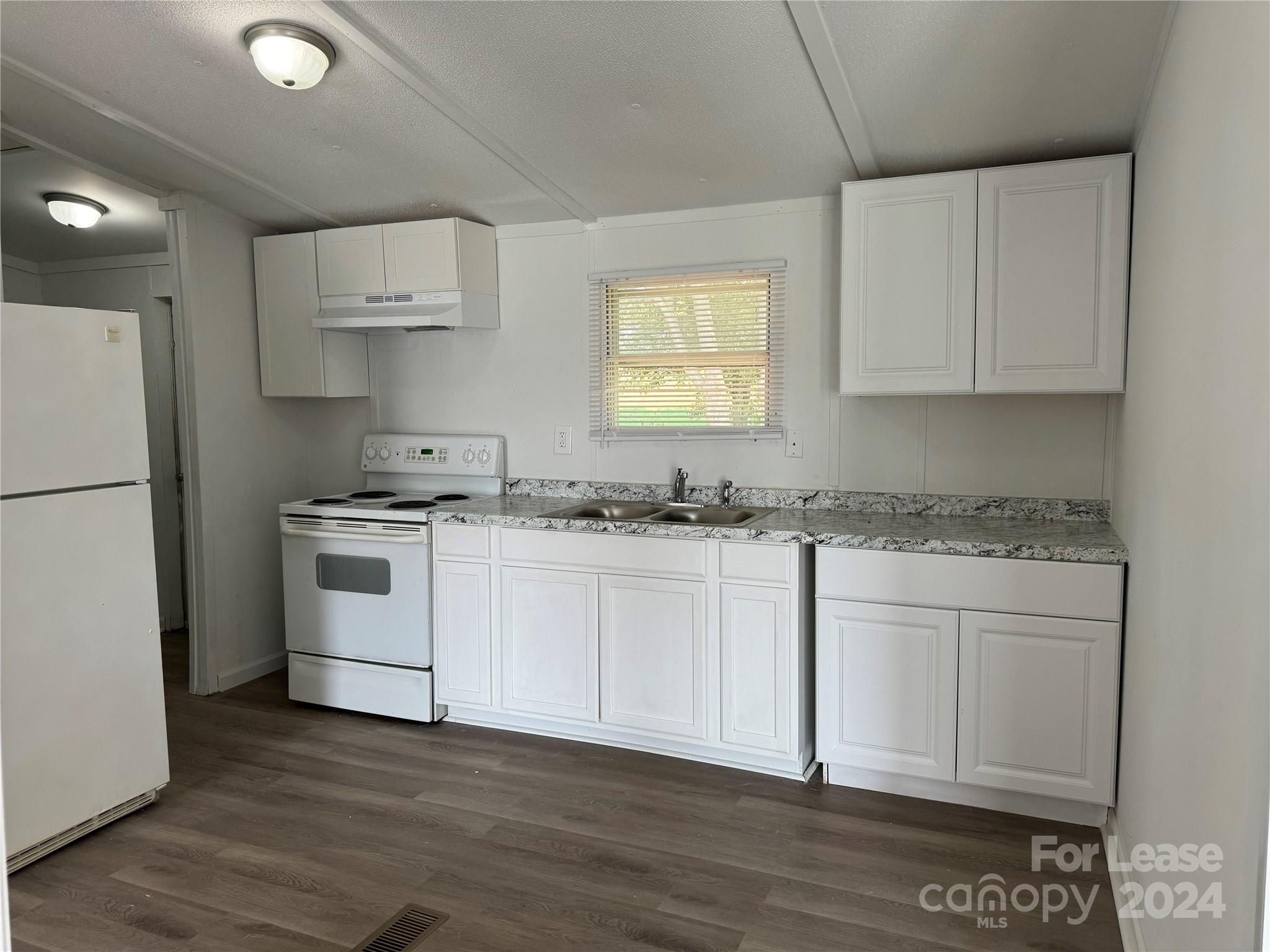 Woodland Acres - Residential Lease