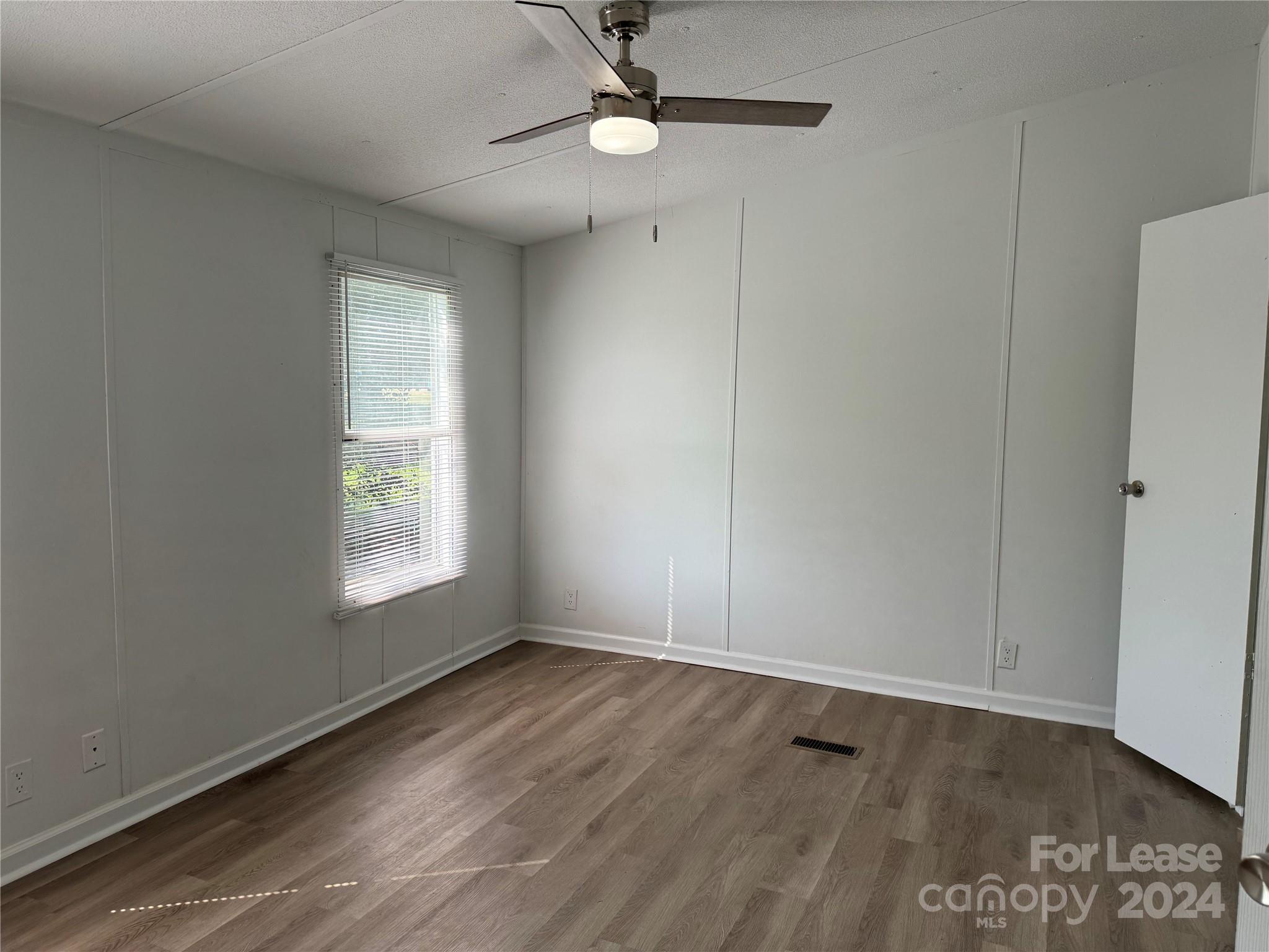 Woodland Acres - Residential Lease