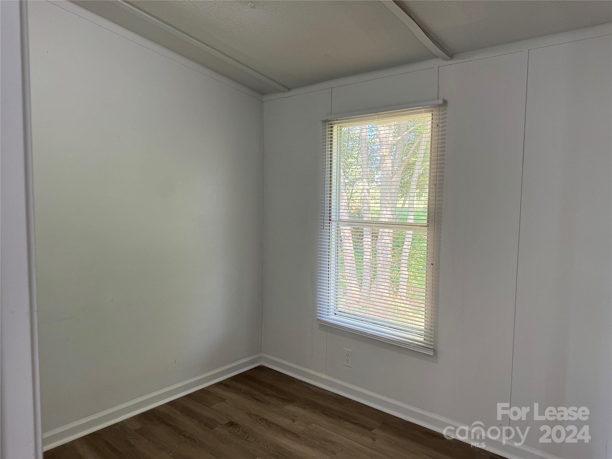 Woodland Acres - Residential Lease