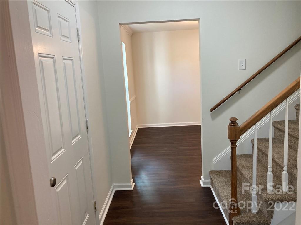 Olde Whitehall - Residential