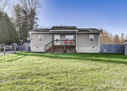 A home in Hendersonville