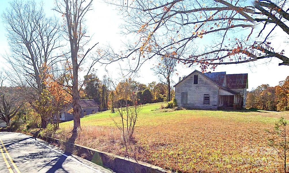 4246 Henry River Road