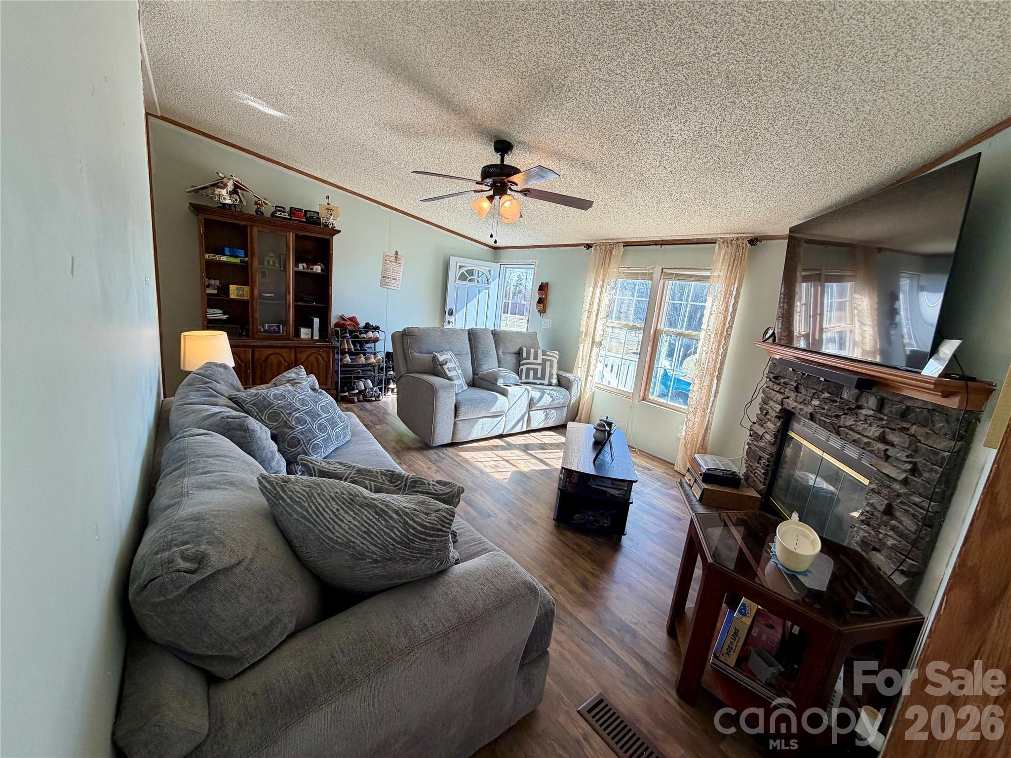 AMITY ACRES - Residential