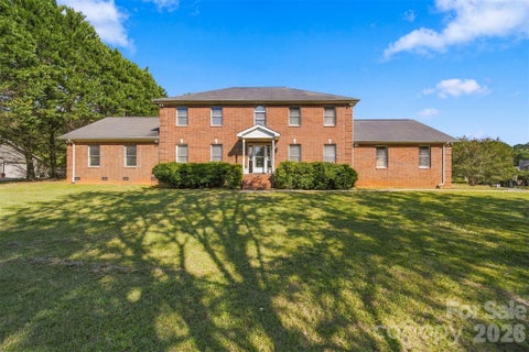 Photo of 4131 Wandering Lane NE, Hickory, NC 28601 (MLS # 4423823)