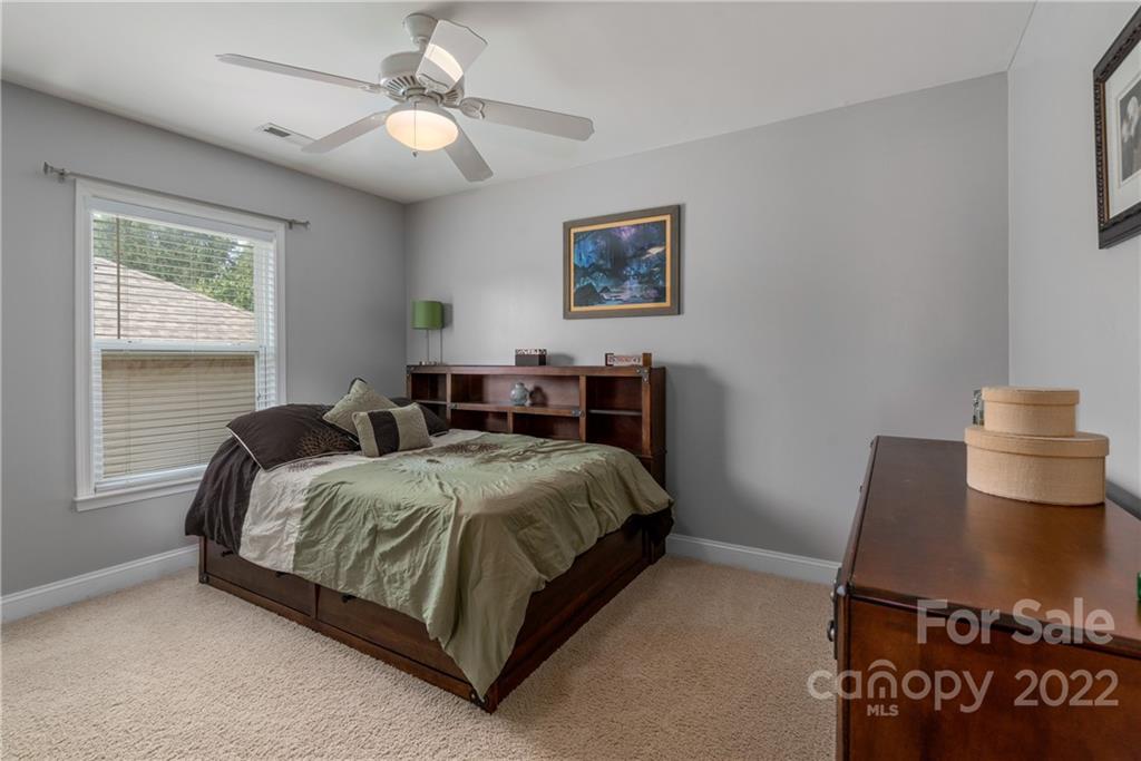 English Trails - Residential