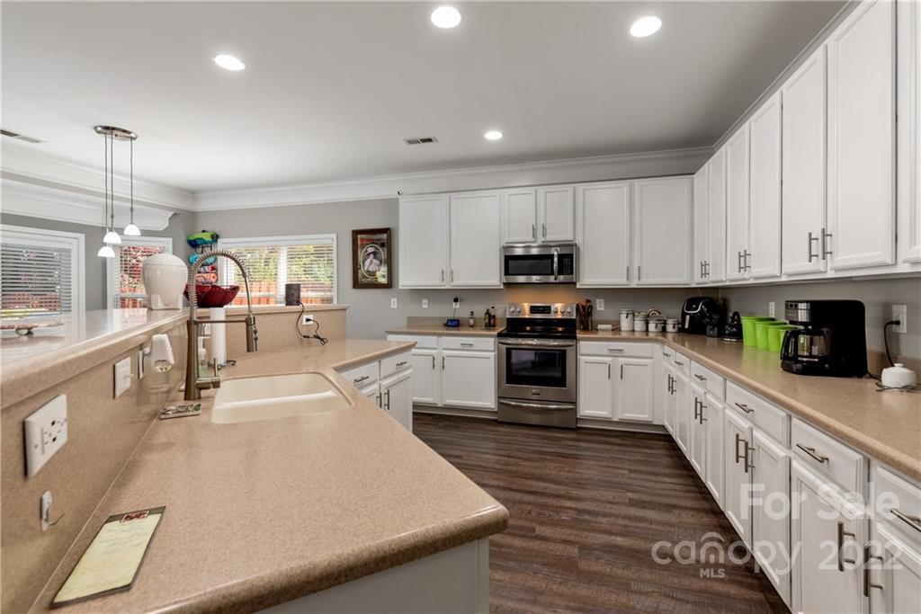 English Trails - Residential