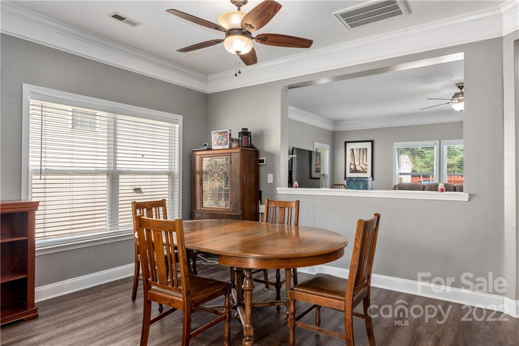 English Trails - Residential