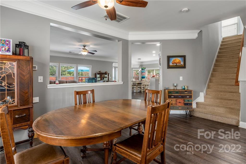 English Trails - Residential