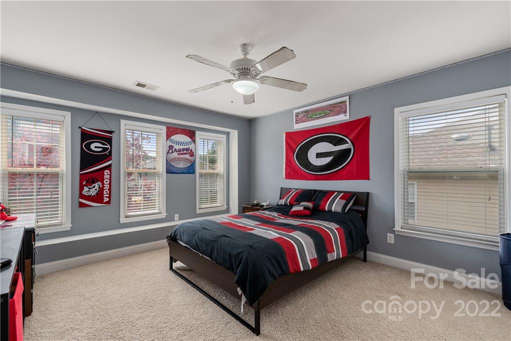 English Trails - Residential