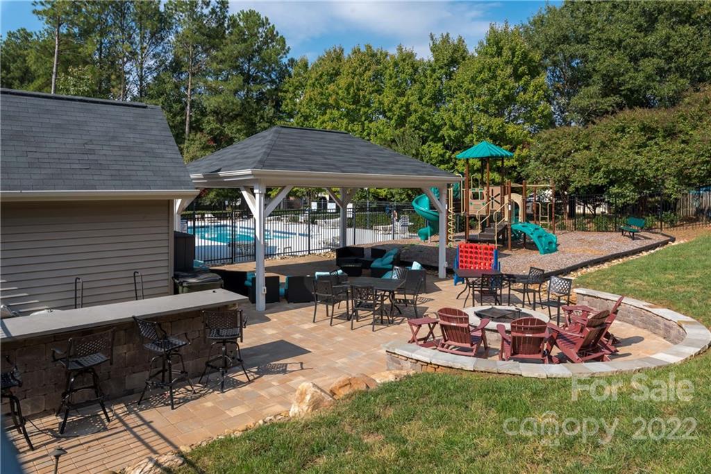 English Trails - Residential