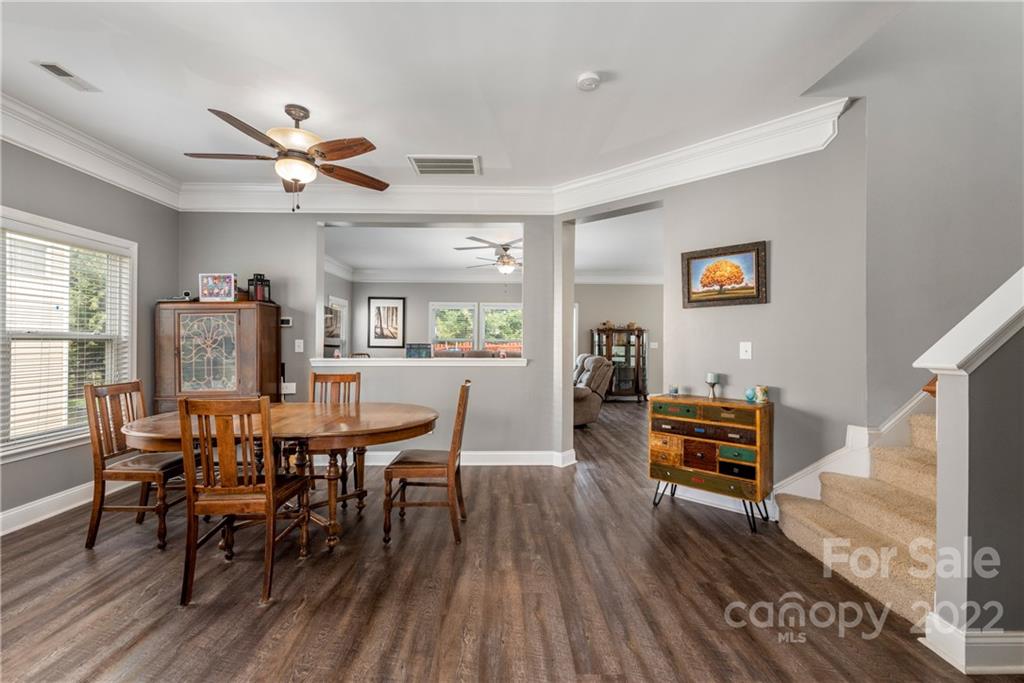 English Trails - Residential