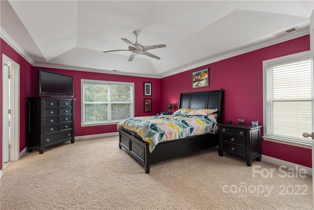 English Trails - Residential