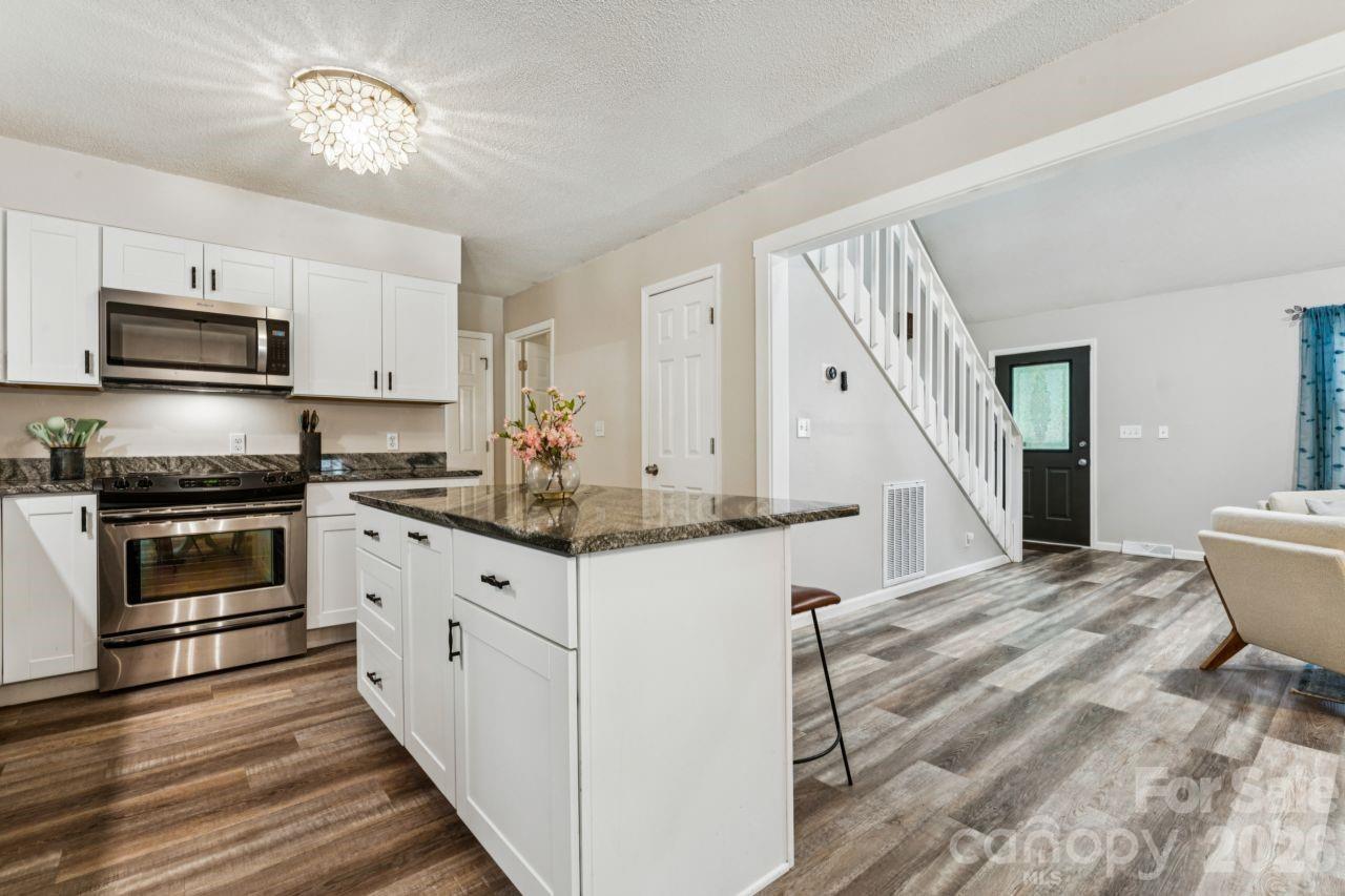 2034 Fairhill Circle