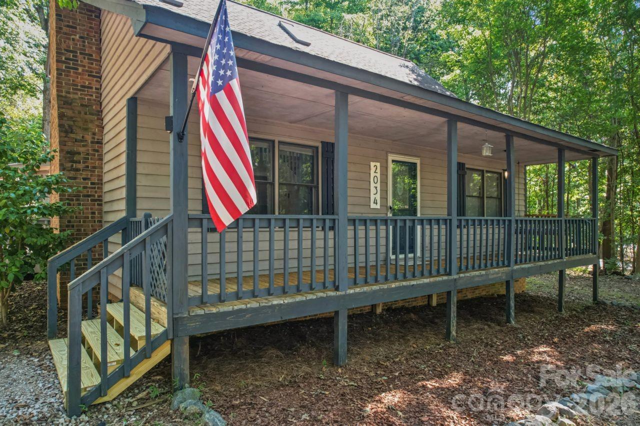2034 Fairhill Circle