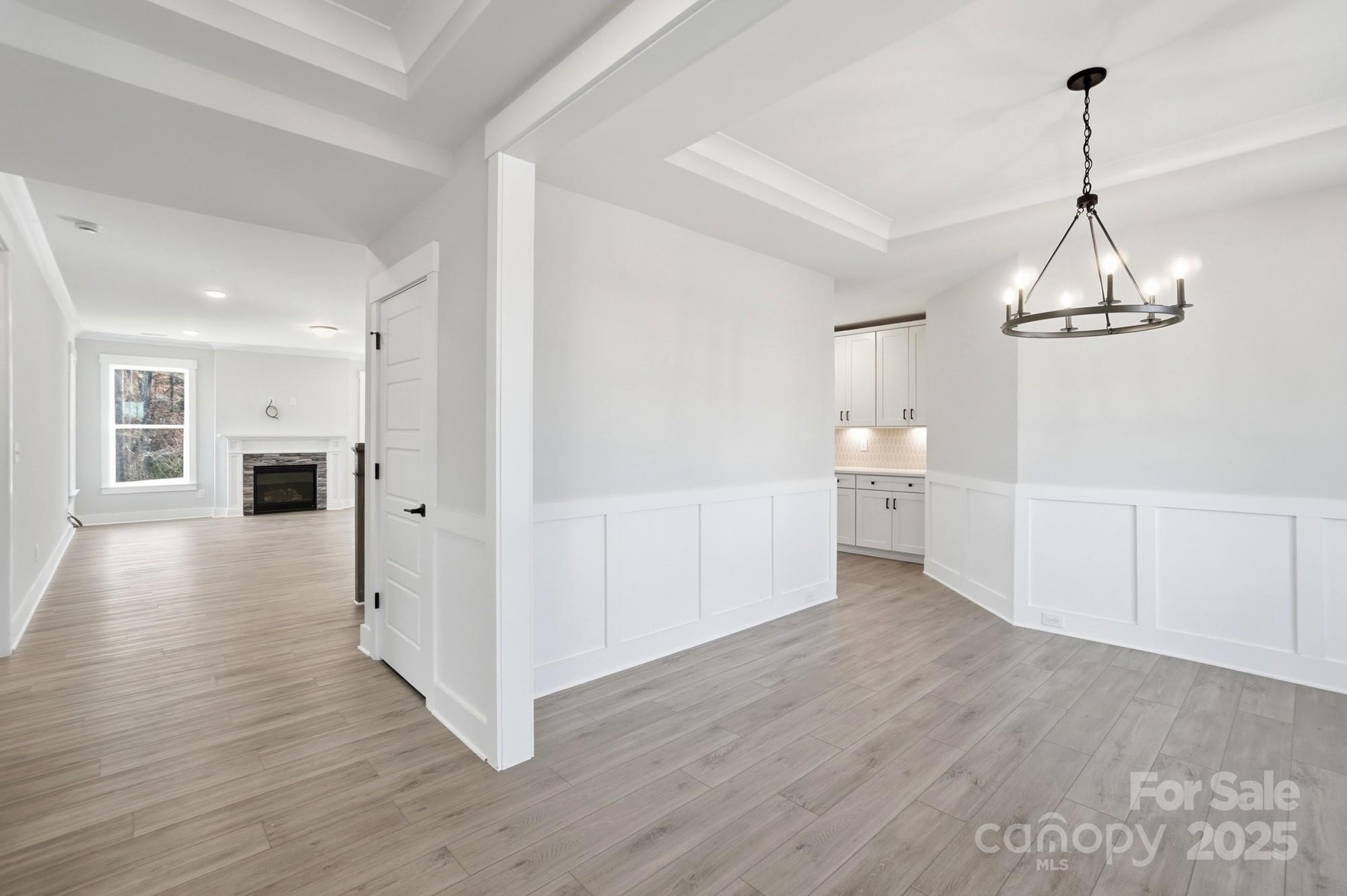 1425 Knob Creek Drive