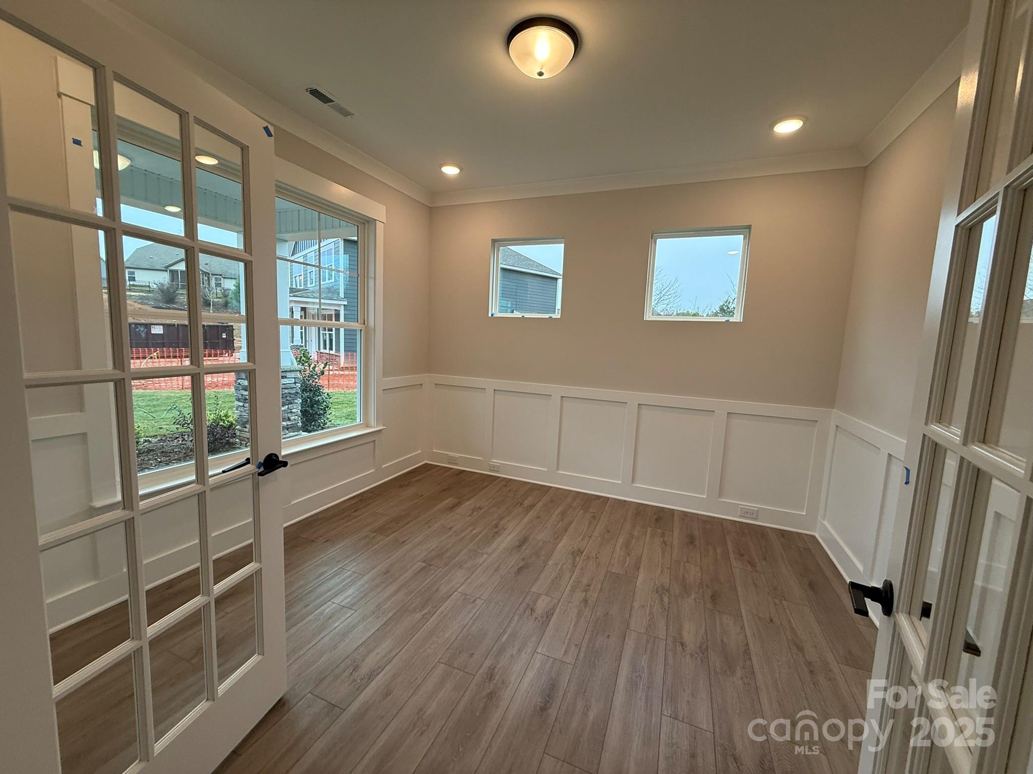 1425 Knob Creek Drive