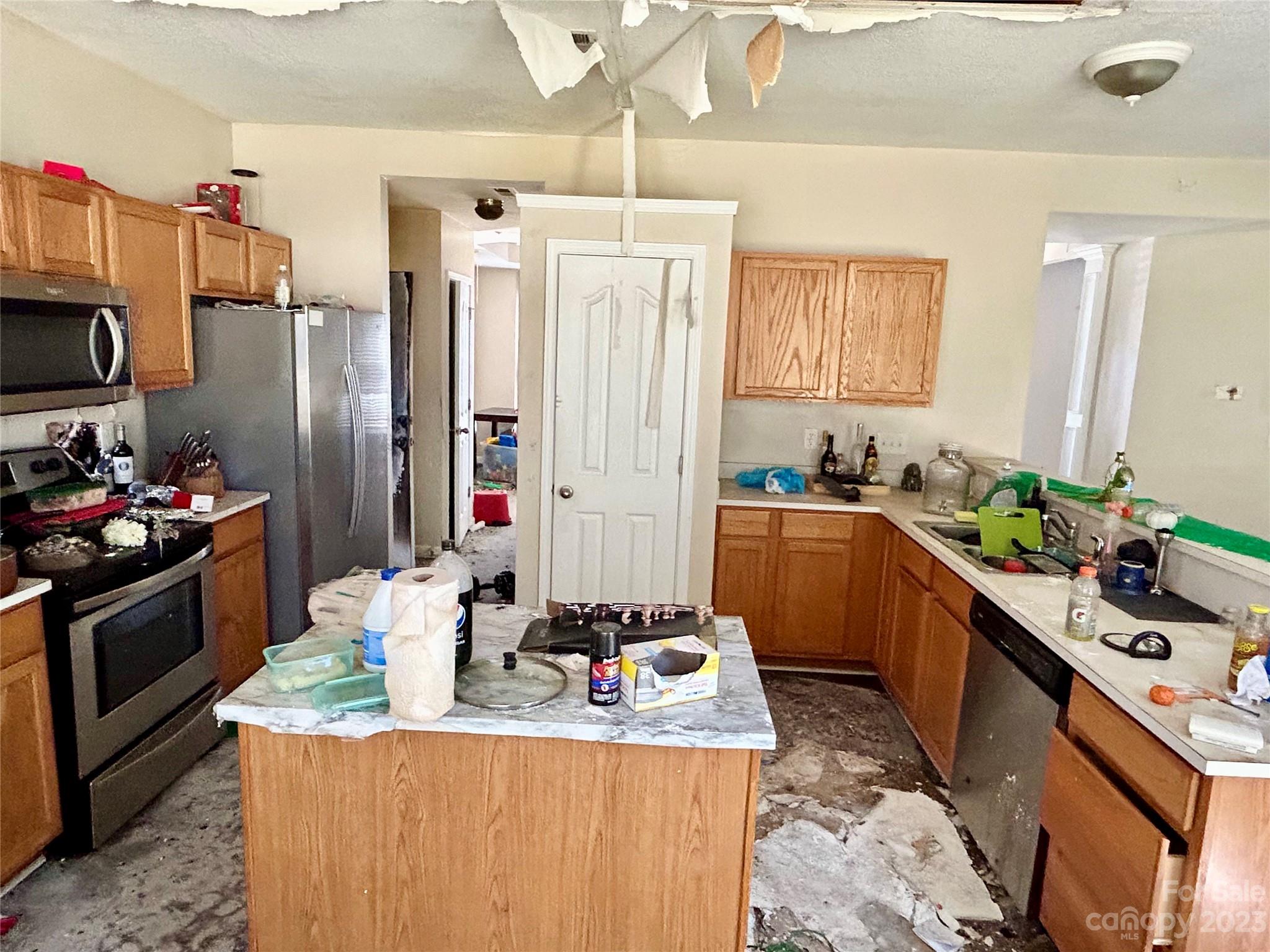 Curtis Pond - Residential