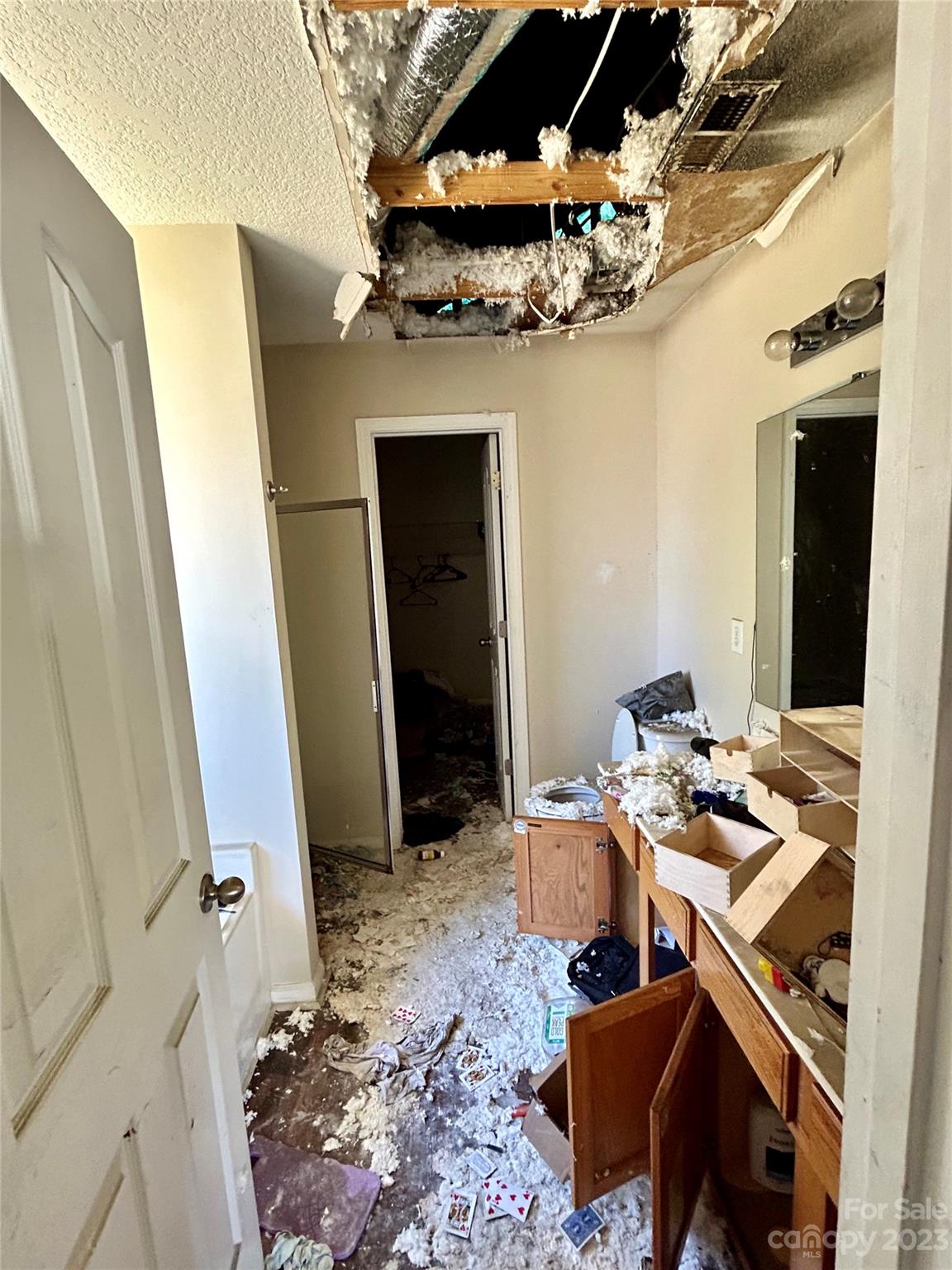 Curtis Pond - Residential