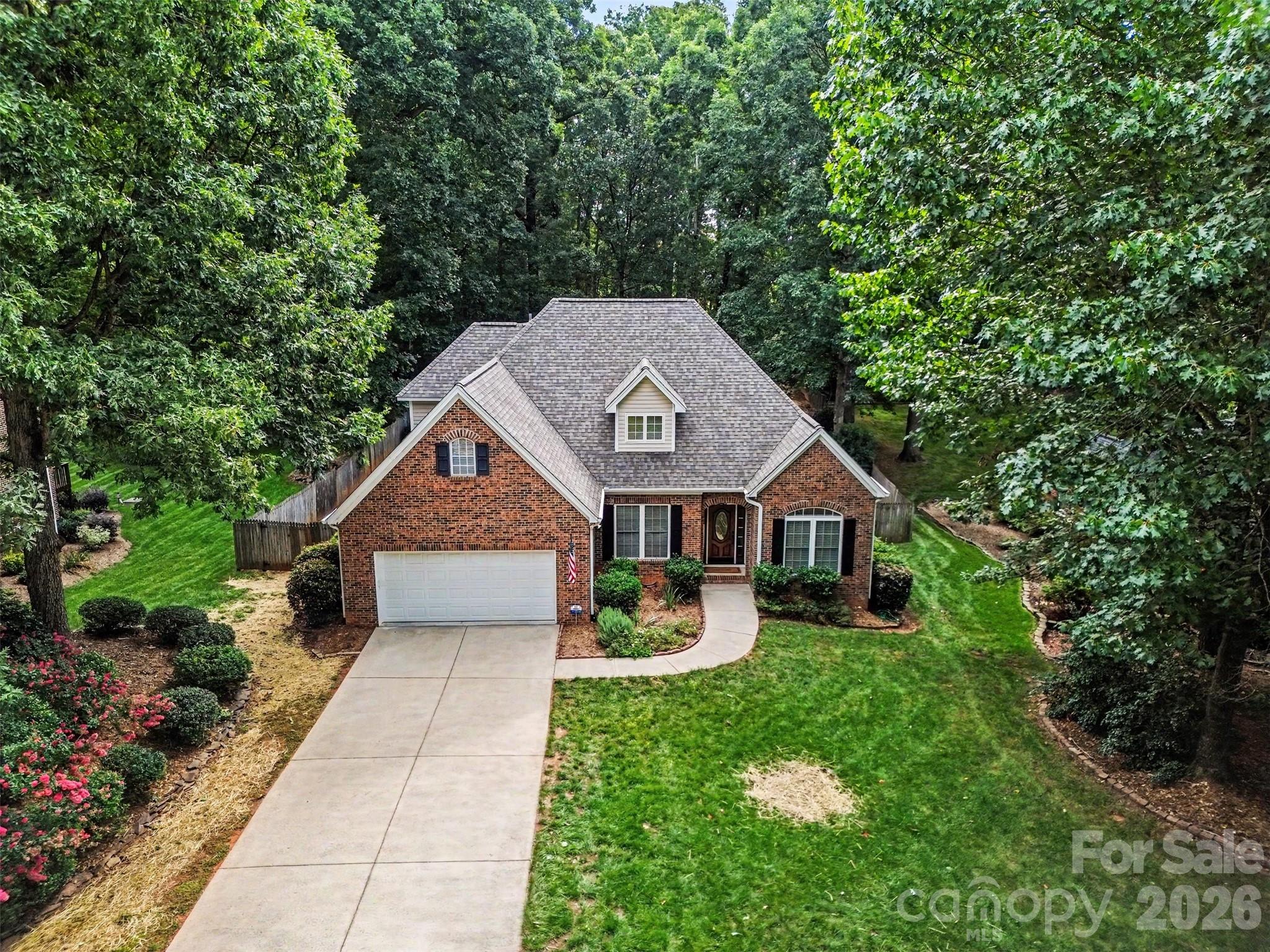 1928 Twin Ponds Drive