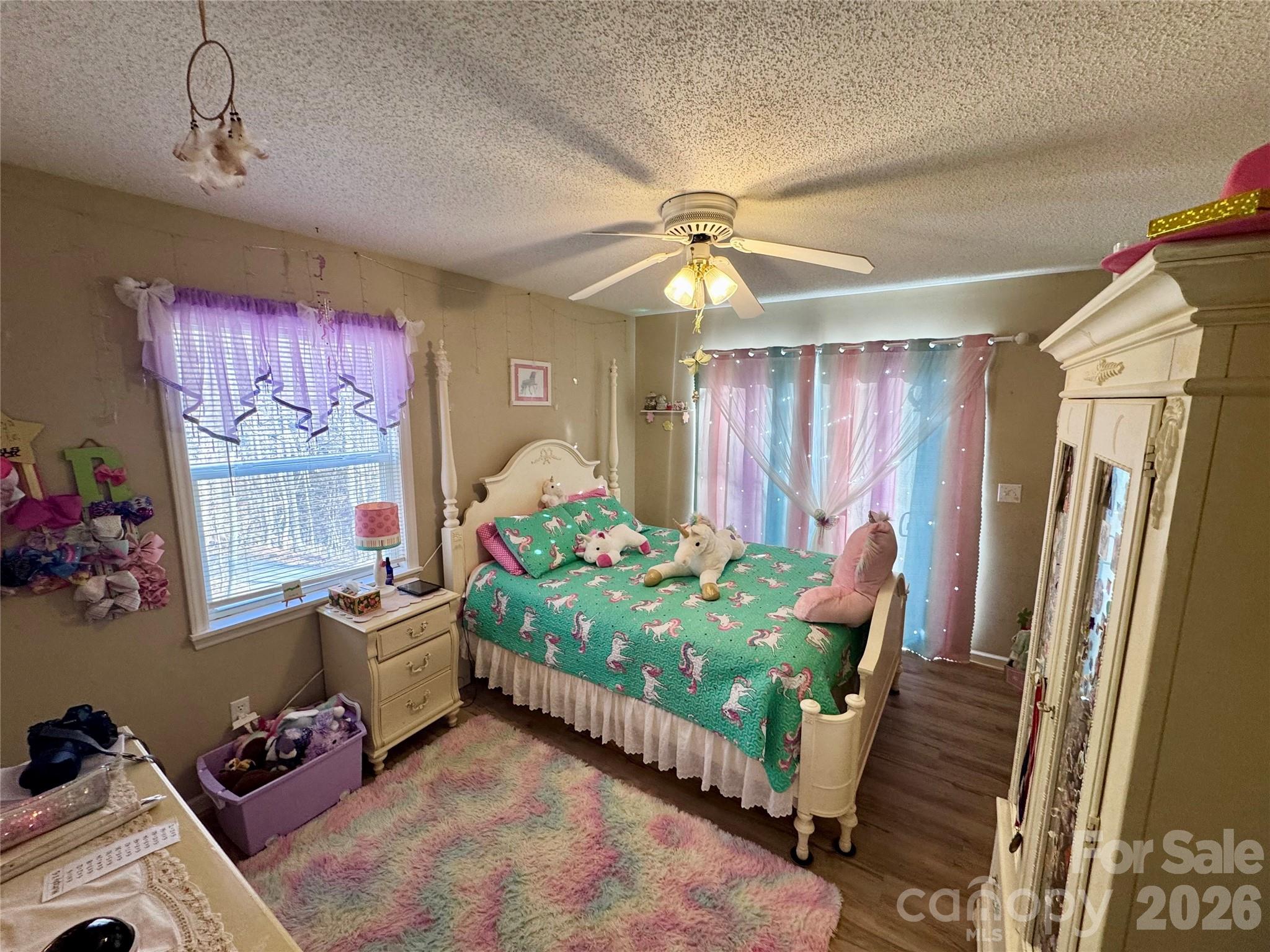 Horseshoe Cove - Residential