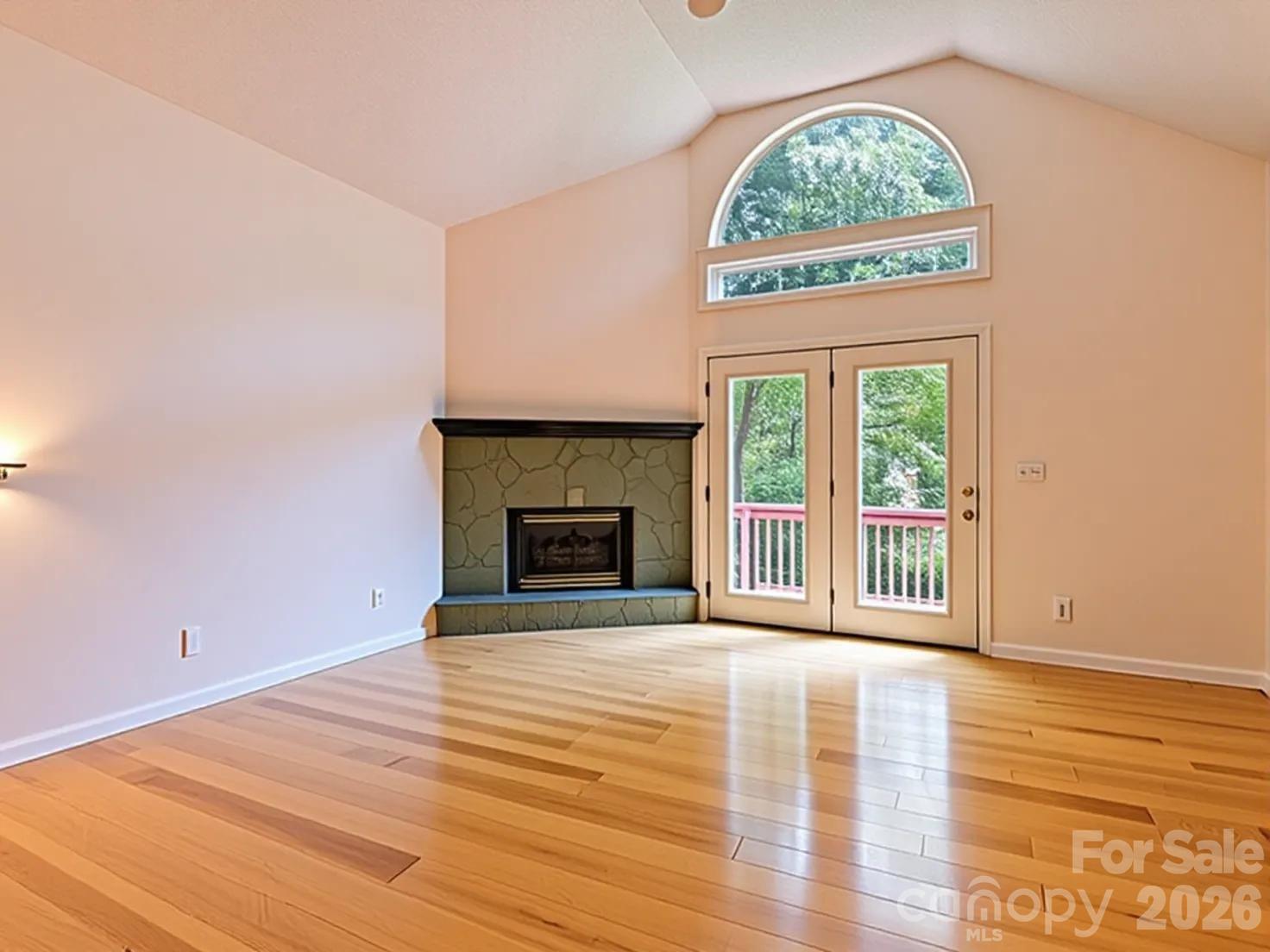 Horseshoe Cove - Residential