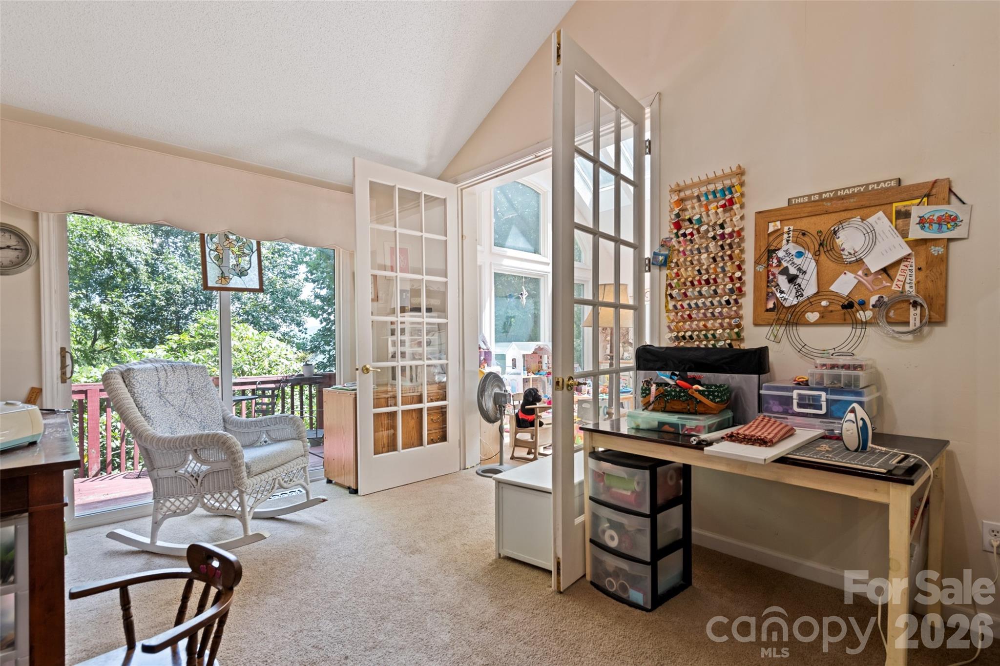 Horseshoe Cove - Residential